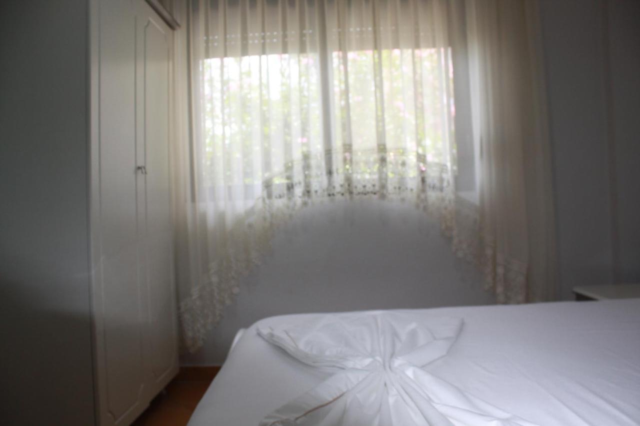 Kanina Hotel&Hostel Saranda Extérieur photo