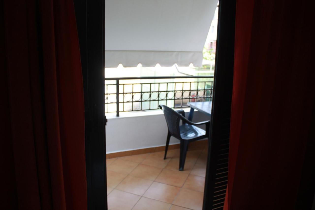 Kanina Hotel&Hostel Saranda Extérieur photo