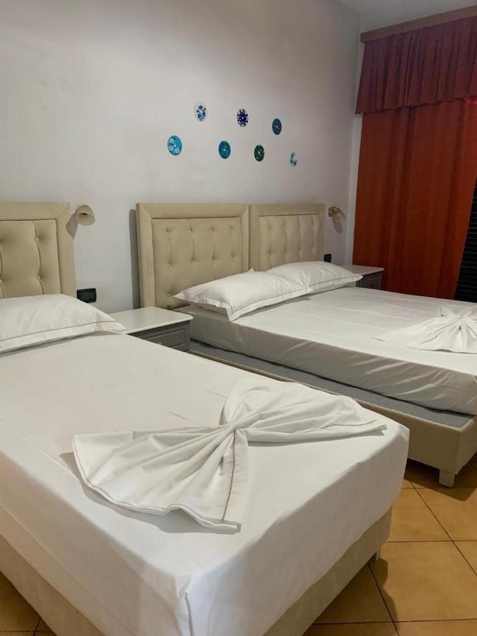 Kanina Hotel&Hostel Saranda Extérieur photo